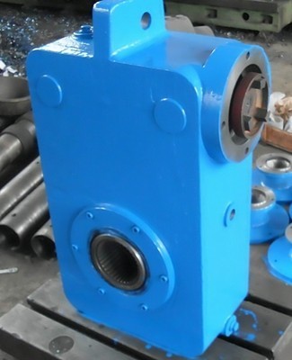 深度解析qs25、qsc25、qc10與qsc12系列減速機(jī) 特性、應(yīng)用與選型指南